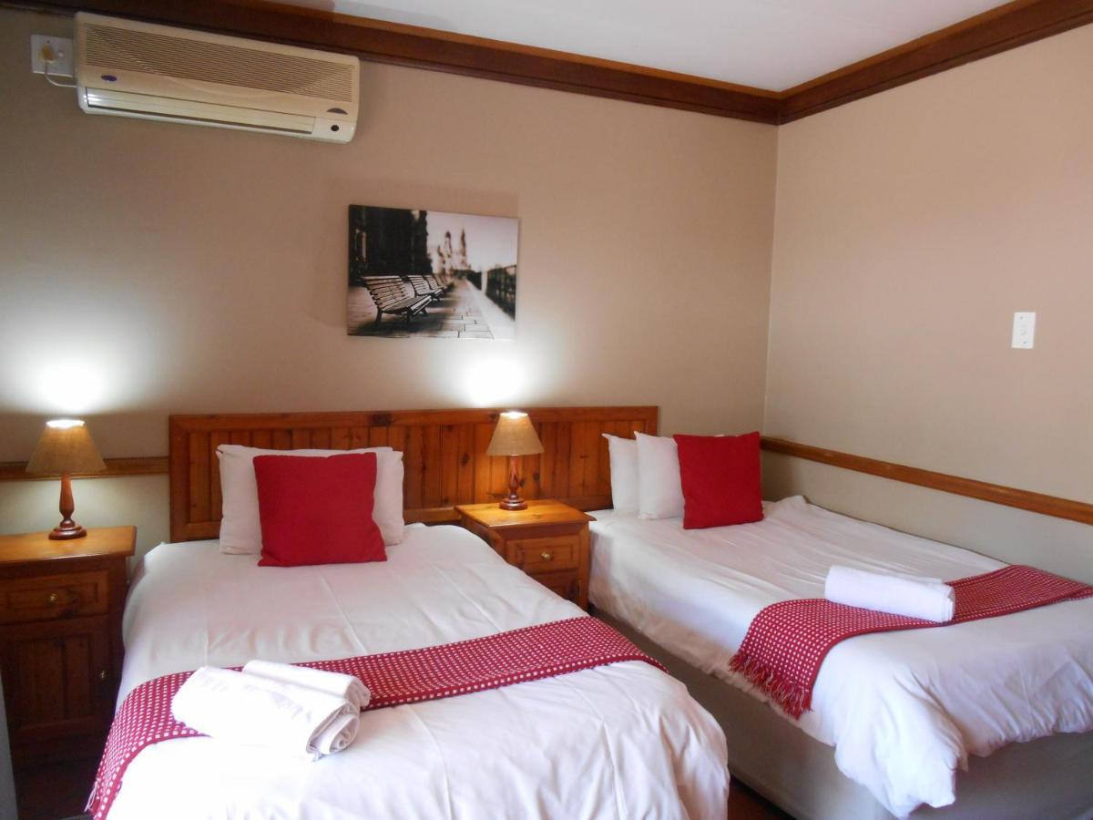 Oakwood Lodge บลูมฟอนเทน ภายนอก รูปภาพ